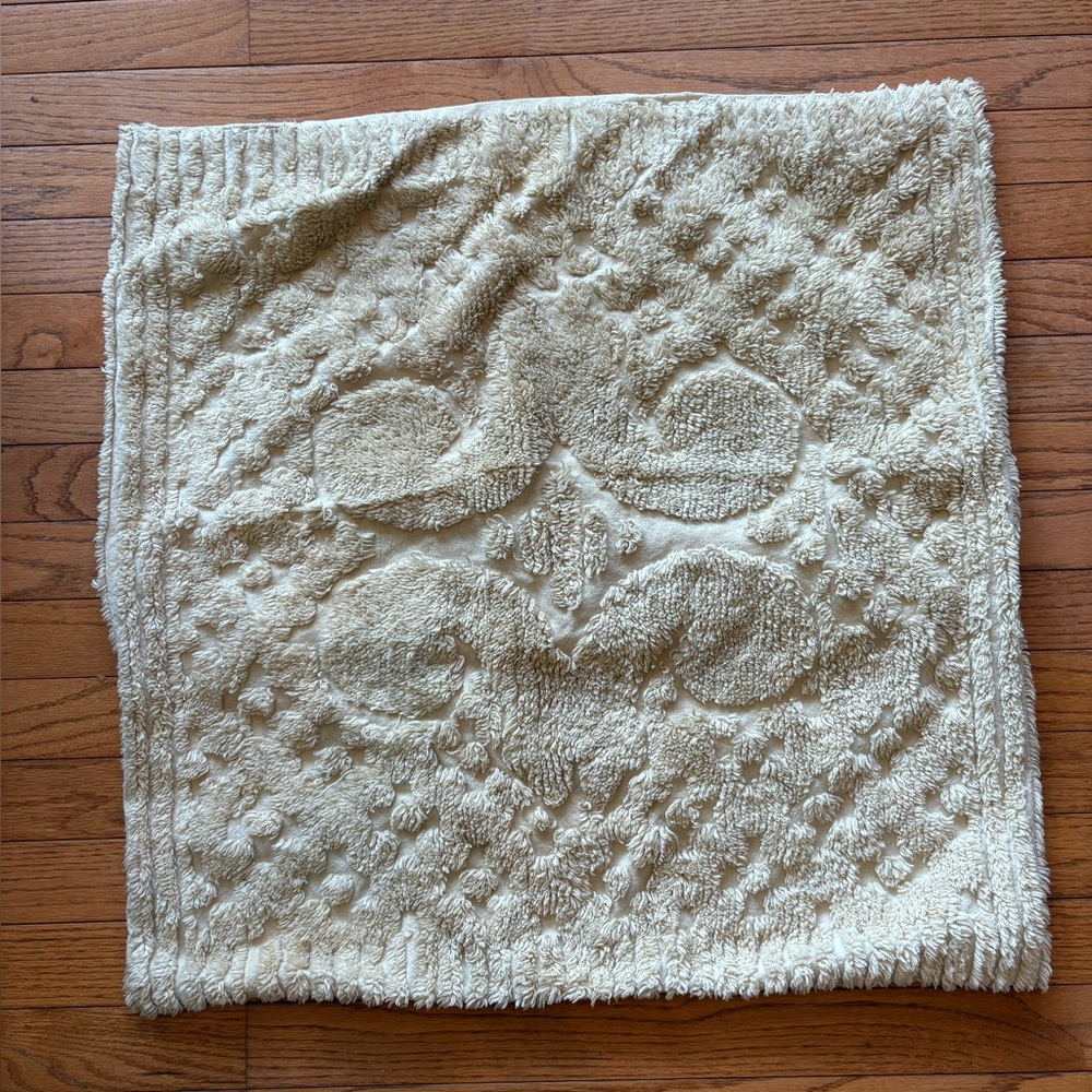 🍒4/$15 Cream Textured Boho Euro Sham